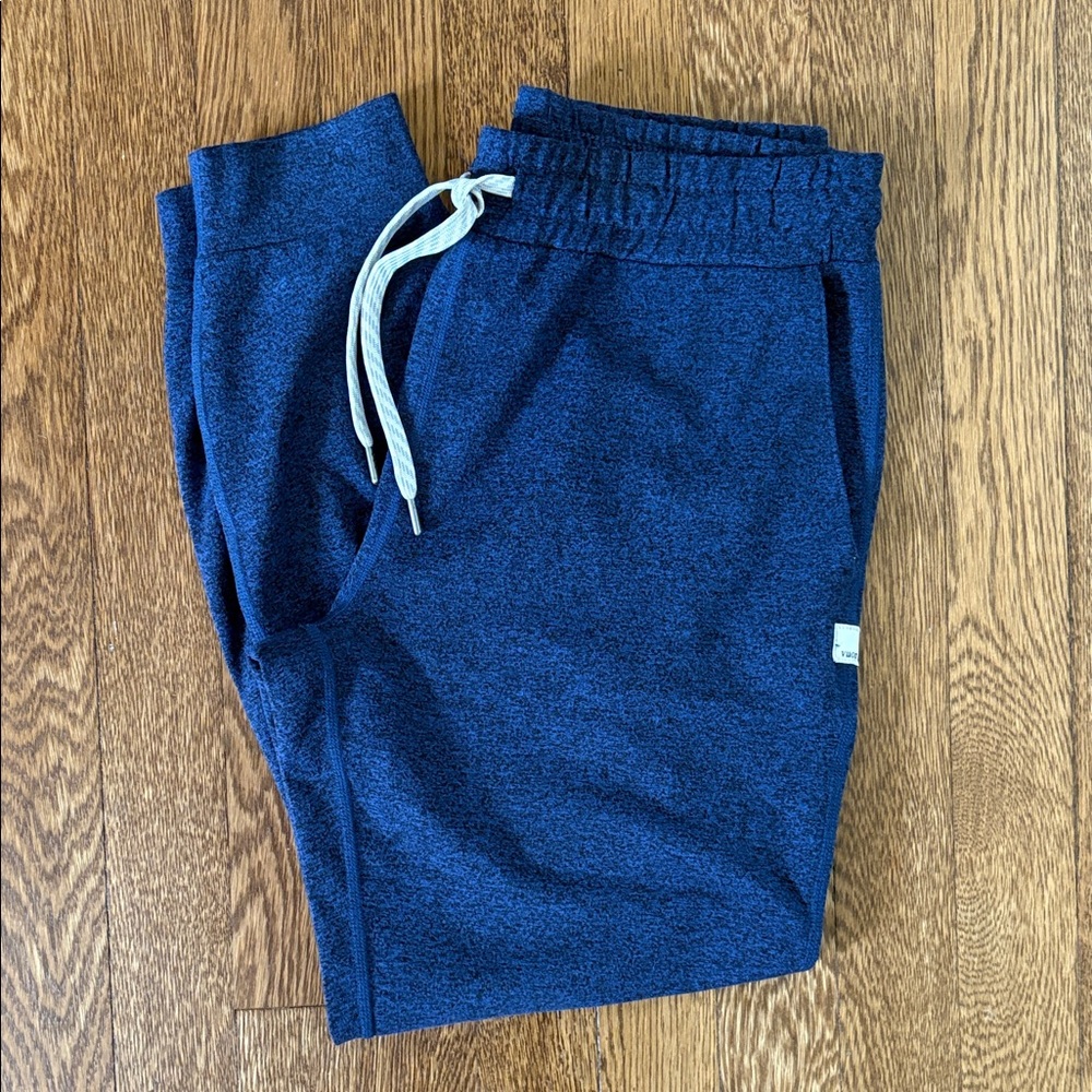 Vuori XS EUC Navy Heather Blue performance jogger